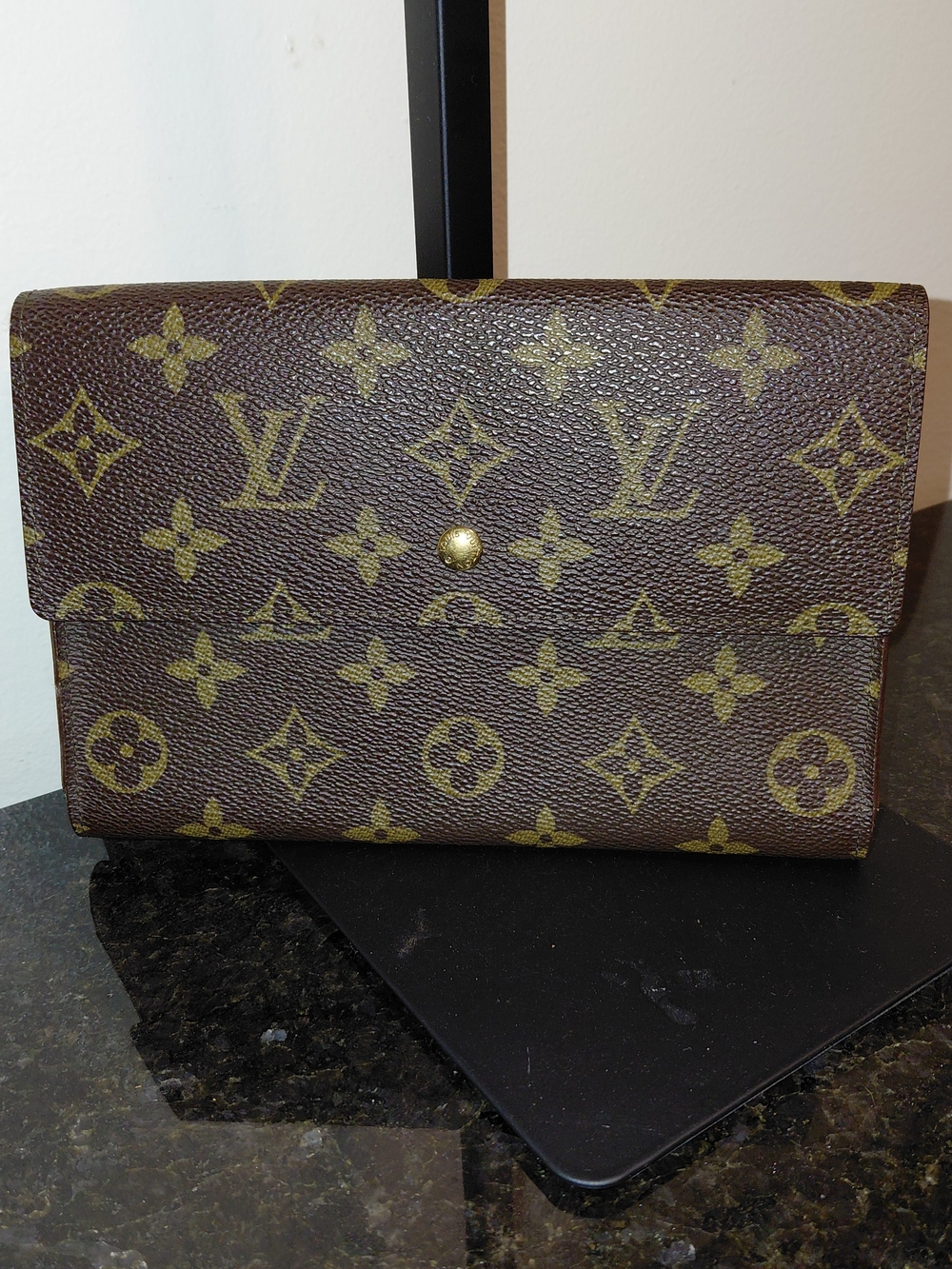 Classic Louis Vuitton Monogram Canvas Porte-Tresor International Wallet VGVC!
